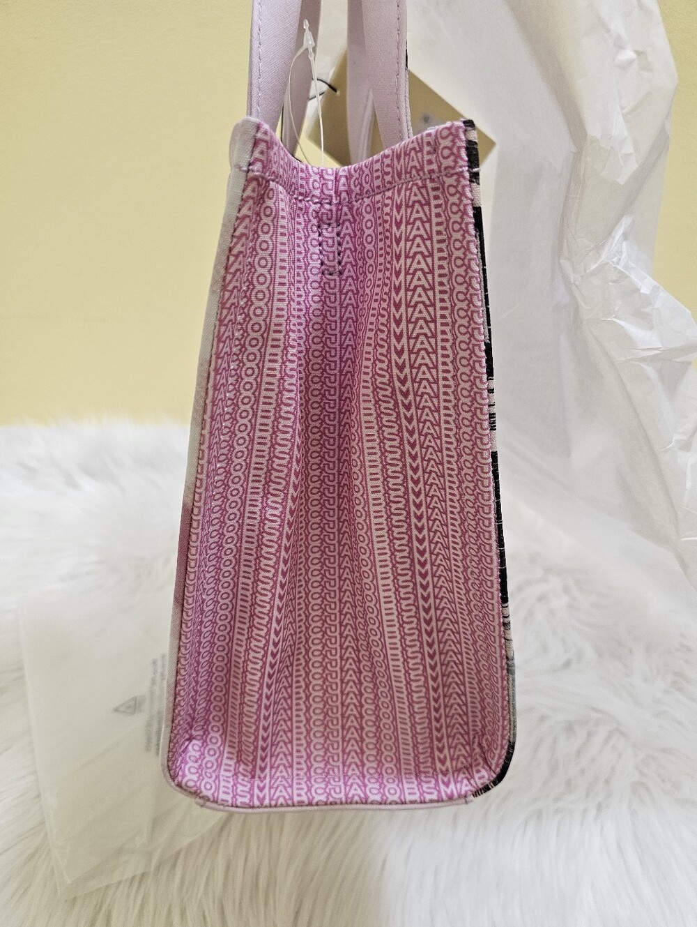 Marc Jacobs Paris The City Collection Medium Tote Bag - Picture 6 of 15